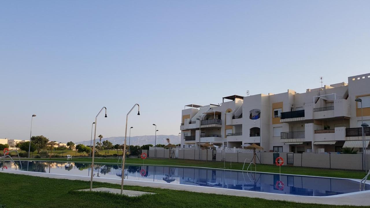 Apartments Sol De Almeria Golf Y Playa 레타마르 외부 사진